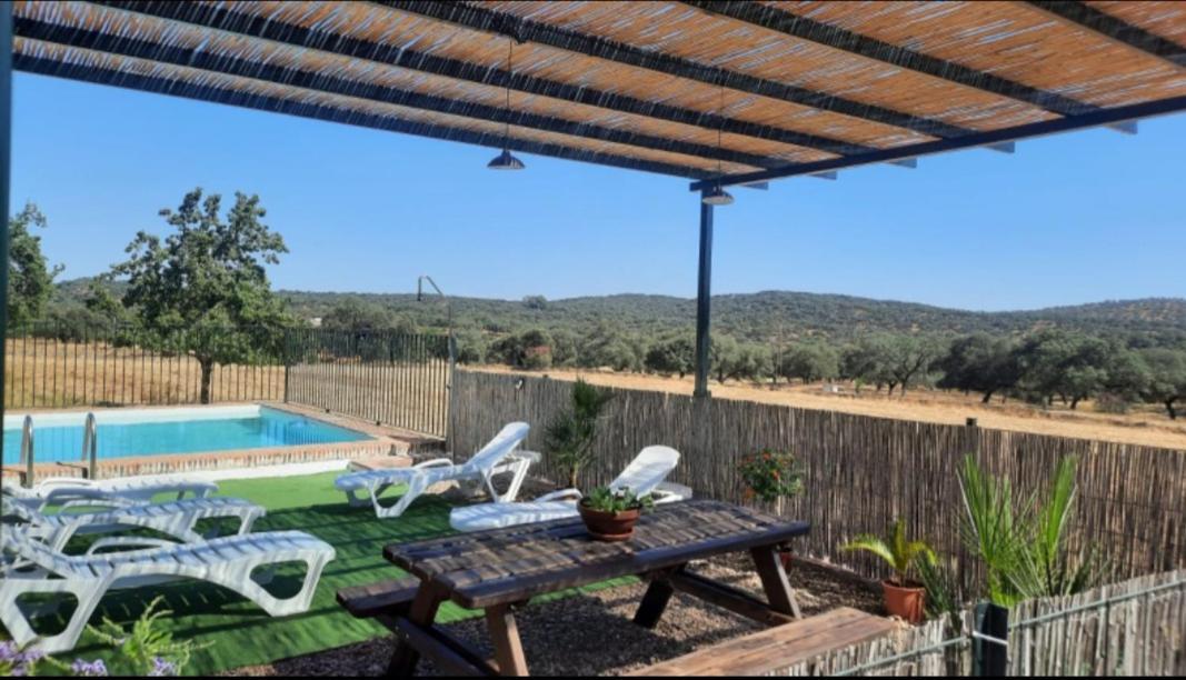 Casa Rural La Dehesilla Казалла де ла Сиерра Экстерьер фото