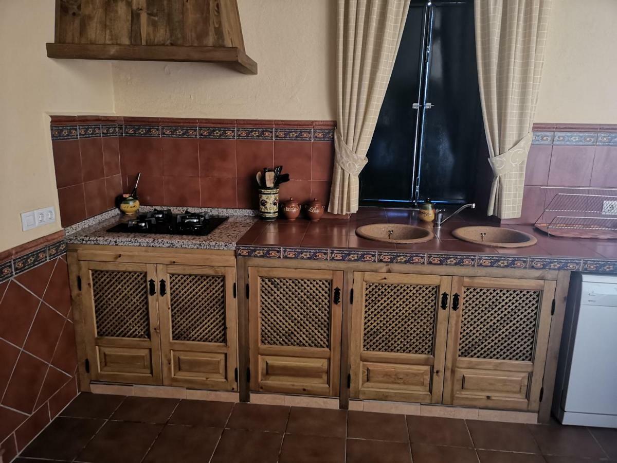 Casa Rural La Dehesilla Казалла де ла Сиерра Экстерьер фото